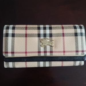 Burberry Handbag 👜